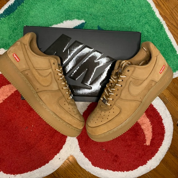 Air Force supreme wheat size 8 Men’s Price: $180 - Picture 1 of 2